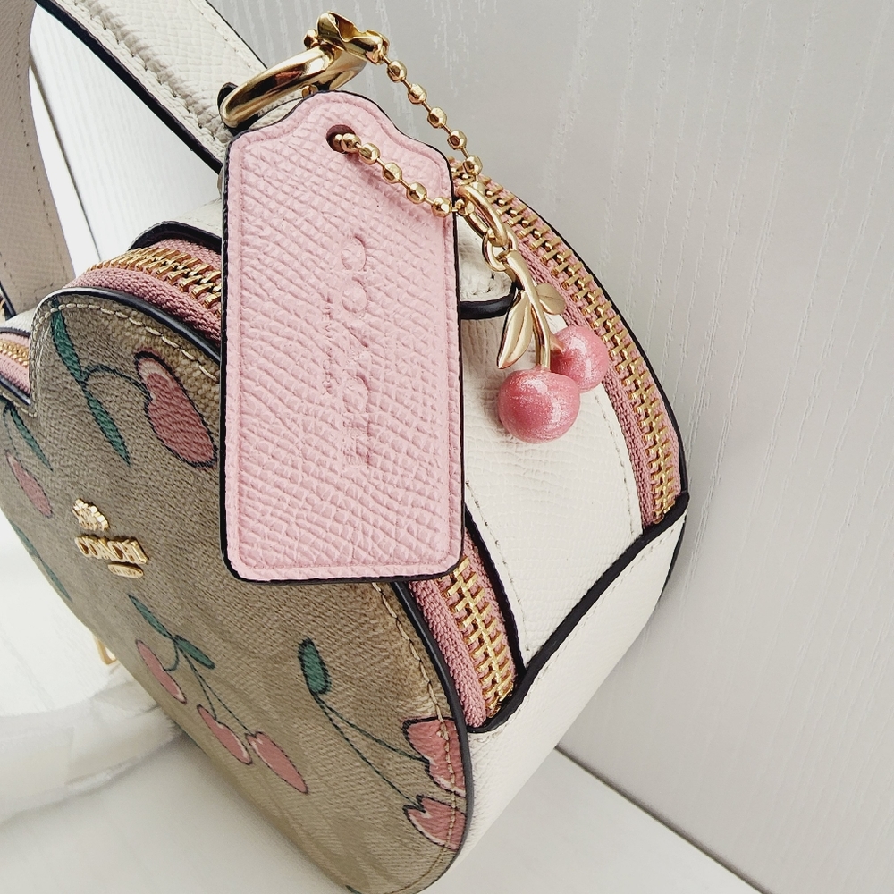 Coach Heart Crossbody In Signature Canvas With Heart Cherry Print New With Tags! - Picture 6 of 14